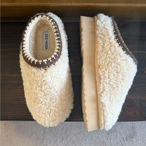 Steve Madden Beige Fuzzy Slip-On Shoes
